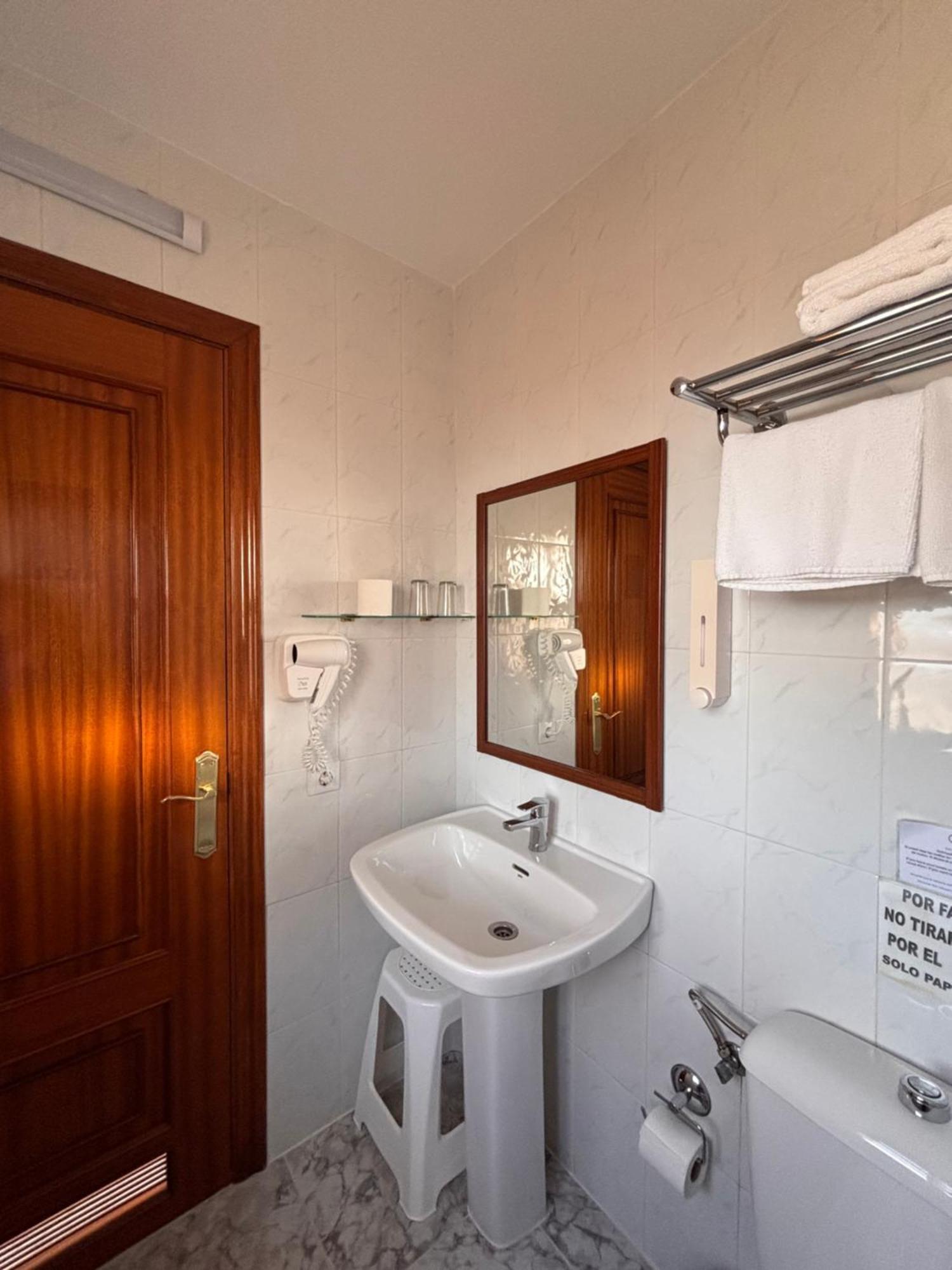 Hostal Las Dunas Cabo De Gata Eksteriør bilde